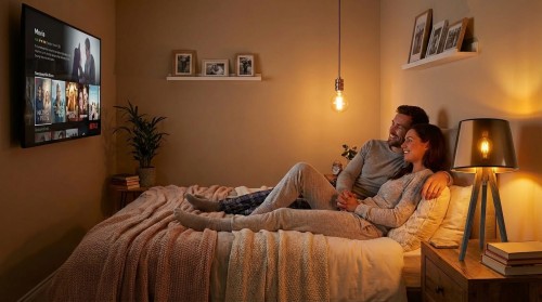 Cozy Bedroom Scene - New Lamp.jpg