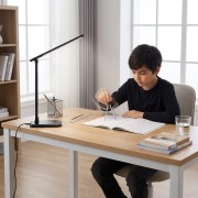 Biurko z geometrią alma czarna.jpg