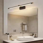 Lampa na lustro w łazience.jpg