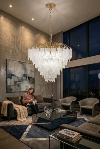 Kobieta z kotem z światłem 4000K.jpg